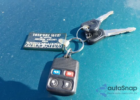 1998 Ford Escort Se/Sport from USA, damaged, VIN 1FAFP13P7WW241831